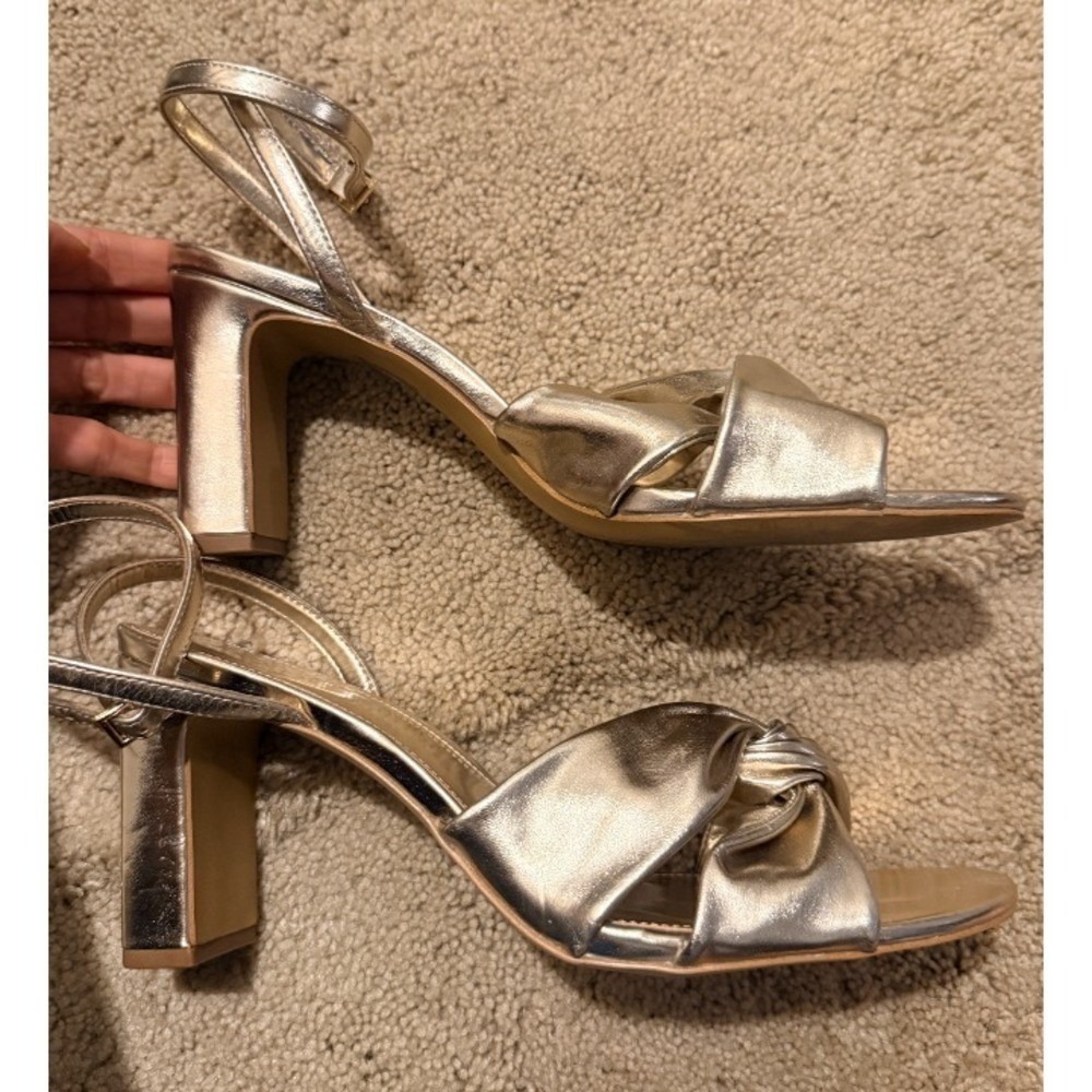 Previously Loved J.CREW Gold Sandals Size 12